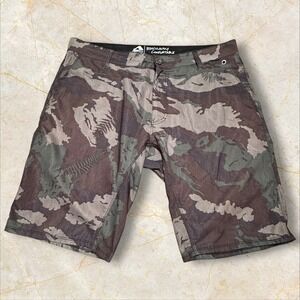 Reef Camo Board Shorts‎ Men's Size 36 Ridiculously Comfortable Surf Swim